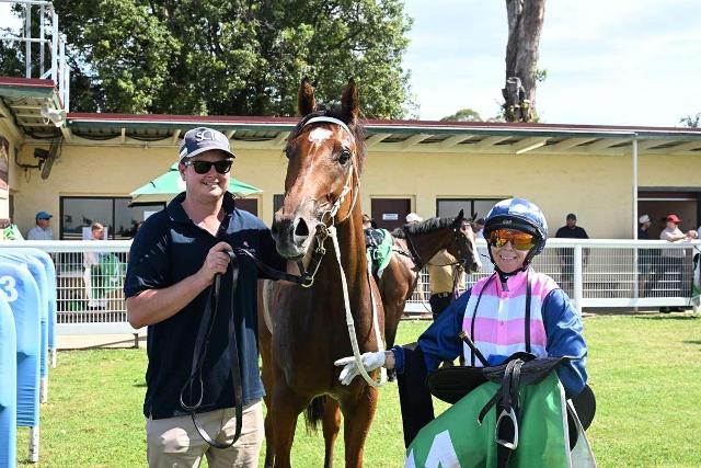 Blakemore Avenue too good at Beaudesert