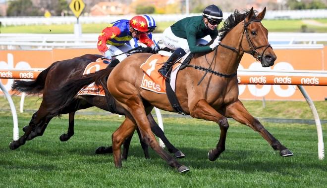 Kah wins on Second Slip