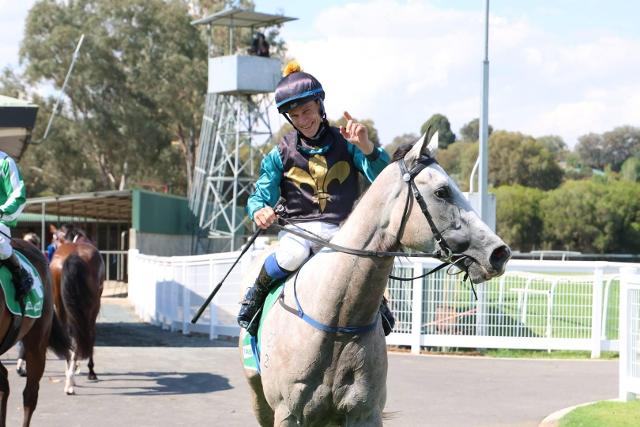 Seasmoke breathes fire on Albury rivals