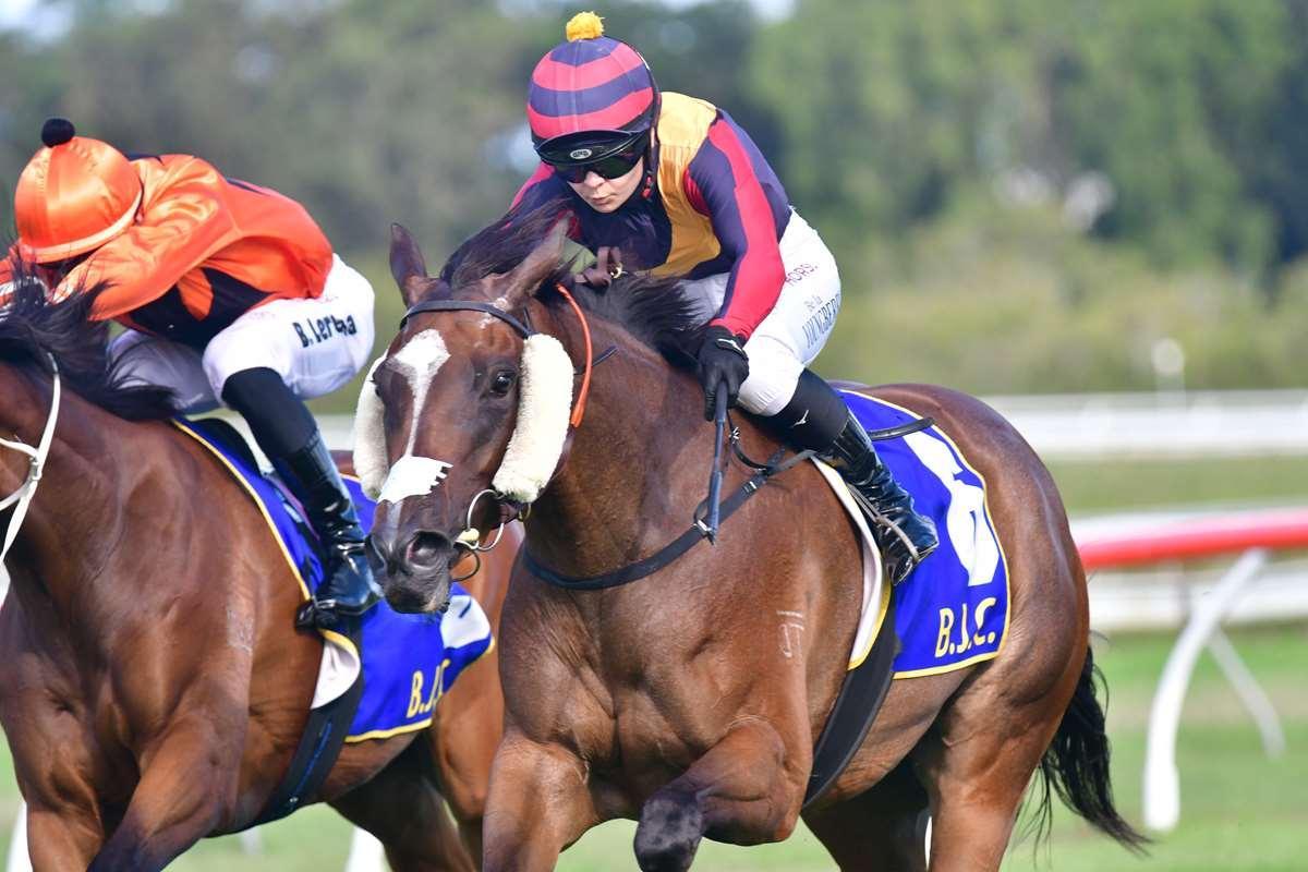 MAD ANA SENDS HER CONNECTIONS CRAZY